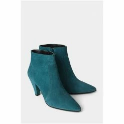 Joe Browns Black Cute Low Suede Boots -Joe Browns shop unnamed file 1965