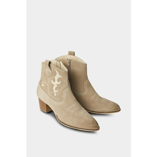 unnamed-file-2111.jpg Joe Browns Nude Idaho Suede Boots -Joe Browns shop unnamed file 2111