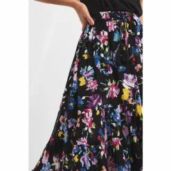 Joe Browns Black Striking Skirt -Joe Browns shop unnamed file 2905